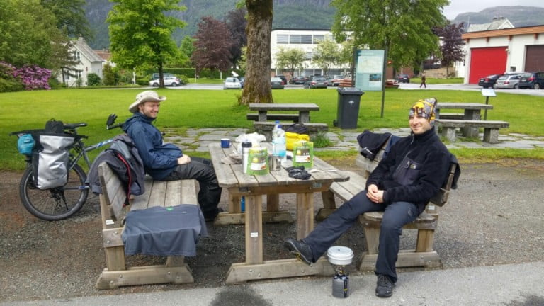 Dzień czwarty – kryzys