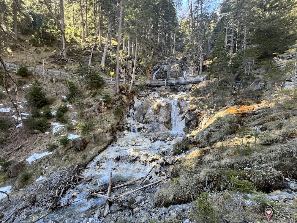 Spacer do wodospadu Sarnthein